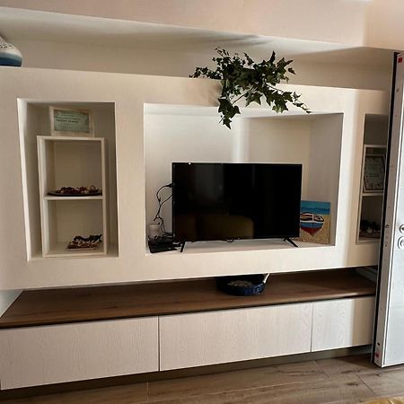 Апартаменты La Voce Del Mare 3 Чивитанова-Марке Экстерьер фото